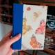 Cuaderno con lomo de tela azul Mariposas